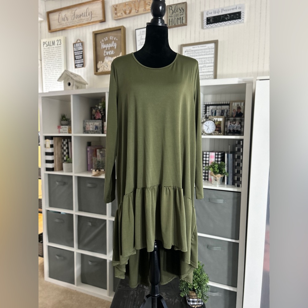 Hi Low Ruffle Tunic Top